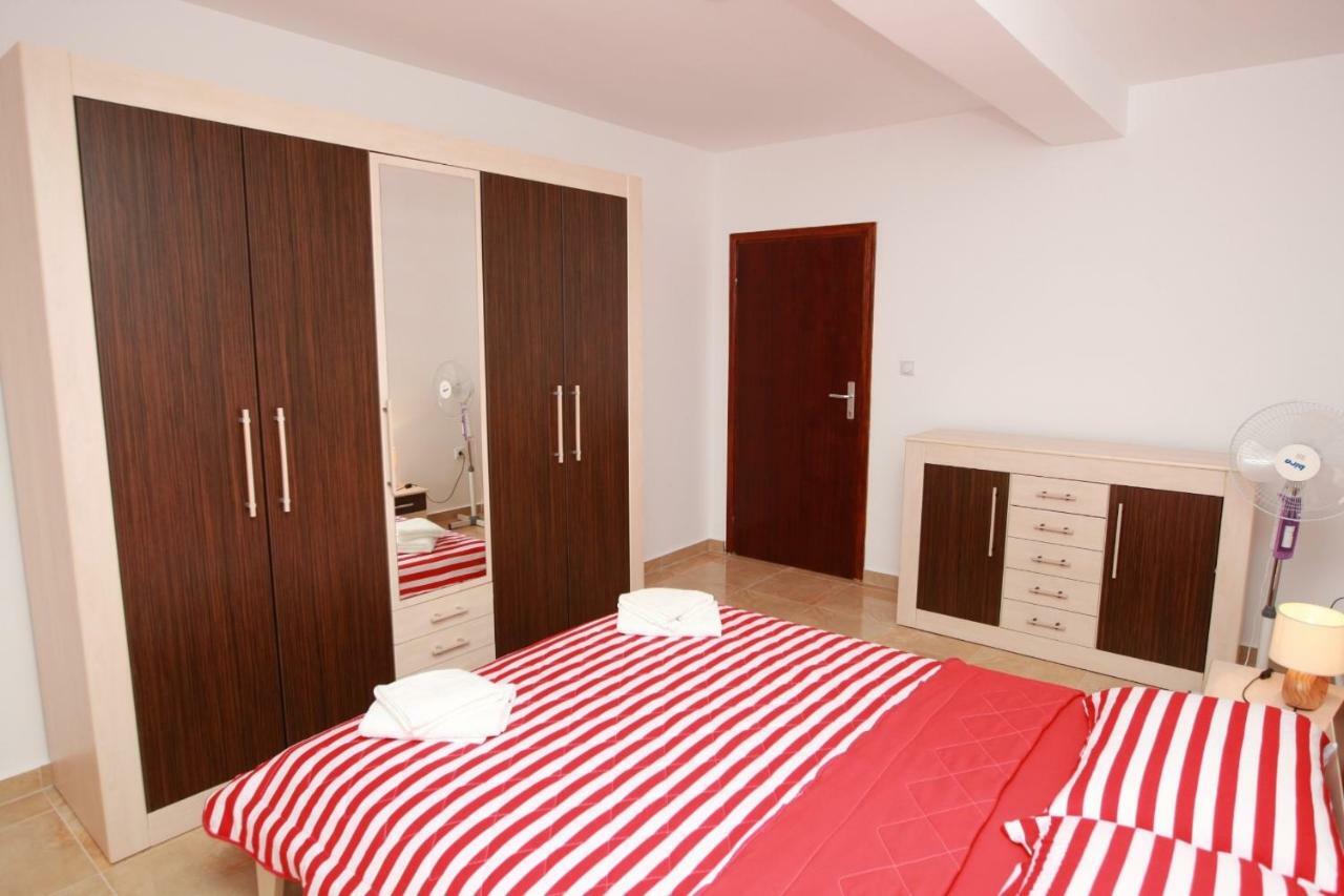 Vila Djordje Ilha Sveti Stefan Exterior foto