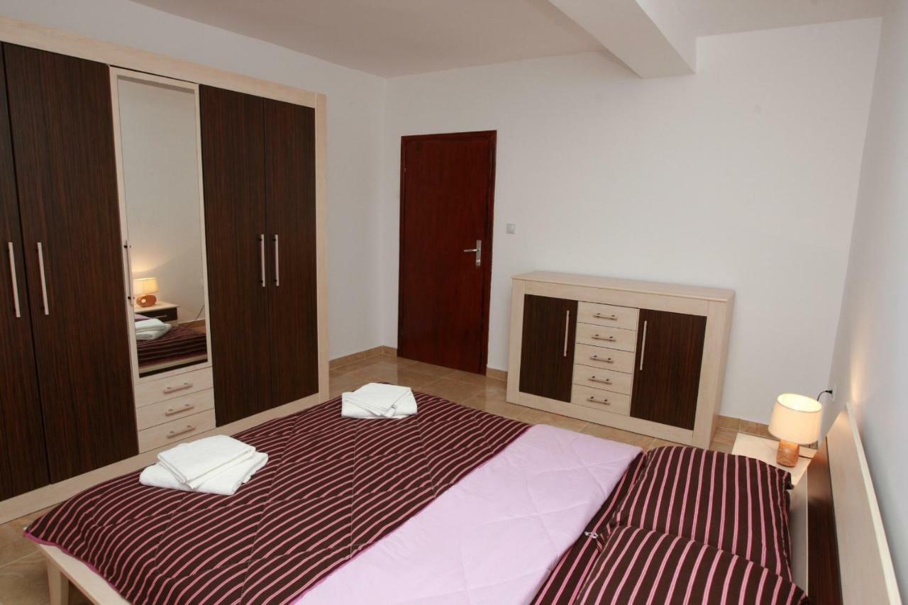 Vila Djordje Ilha Sveti Stefan Exterior foto