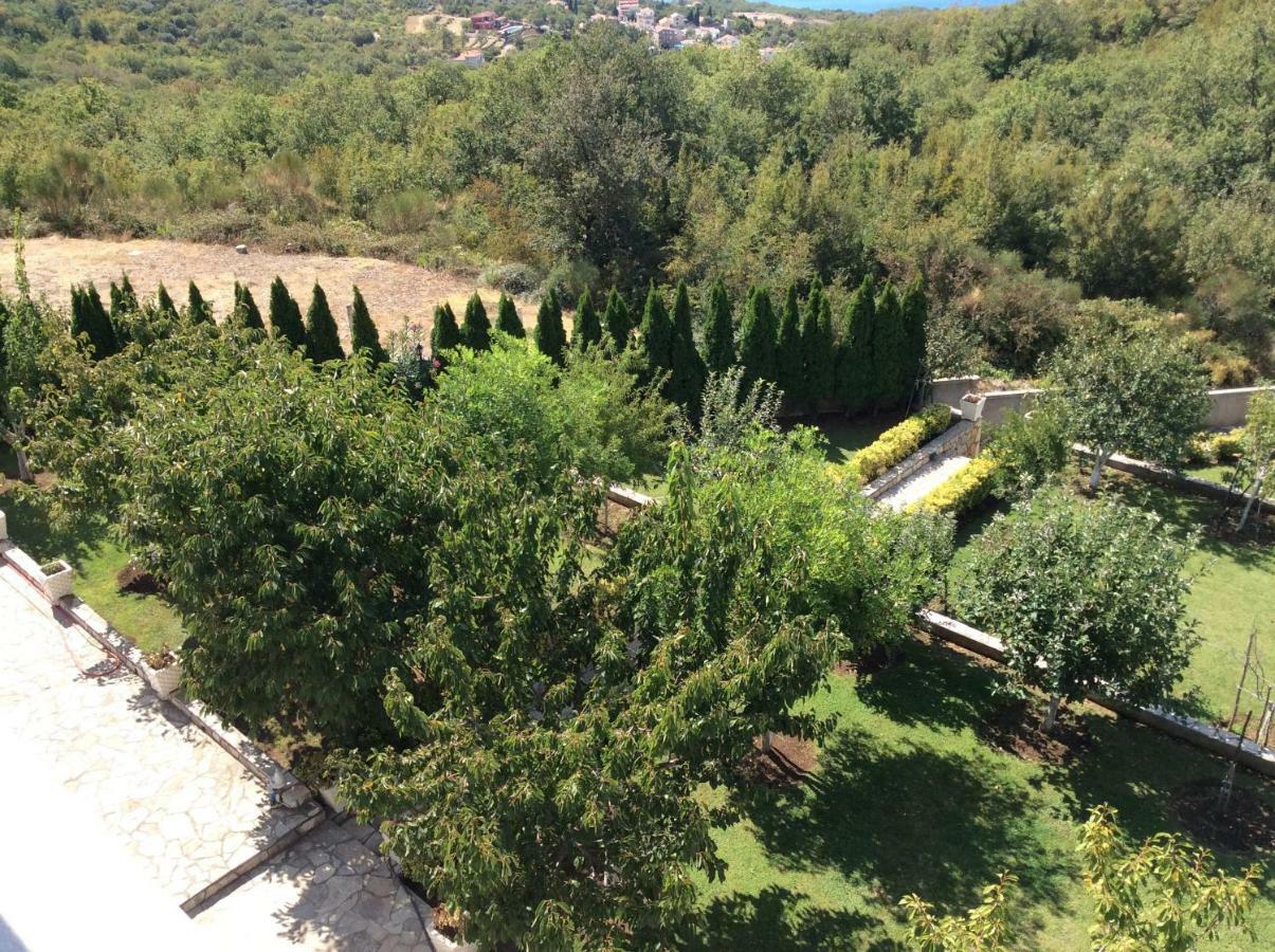 Vila Djordje Ilha Sveti Stefan Exterior foto